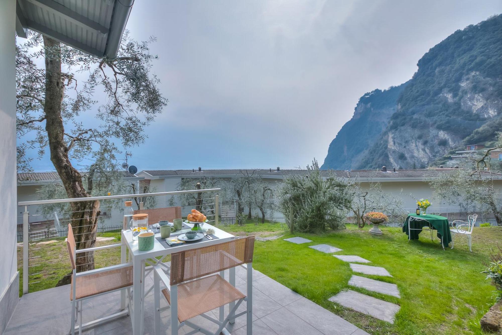 Relais Nanzello Garda Living 1 And 2 Villa Limone sul Garda Kültér fotó